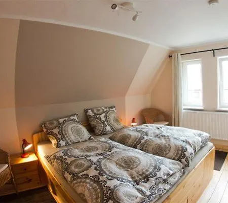 Ferienhaus Unter Der Buche Feriehus *